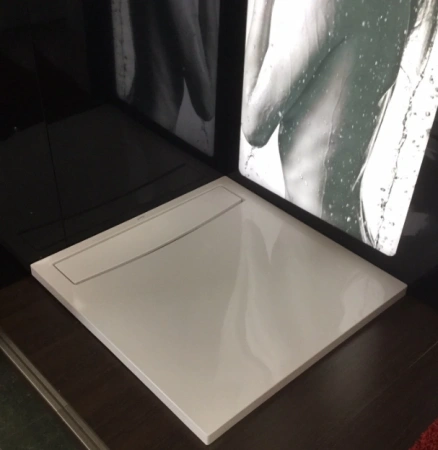 душевой поддон из материала flight jacob delafon flight neus 90×90 белый 147867