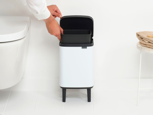 Мусорное ведро Brabantia Bo Hi 227240 12 л, белое