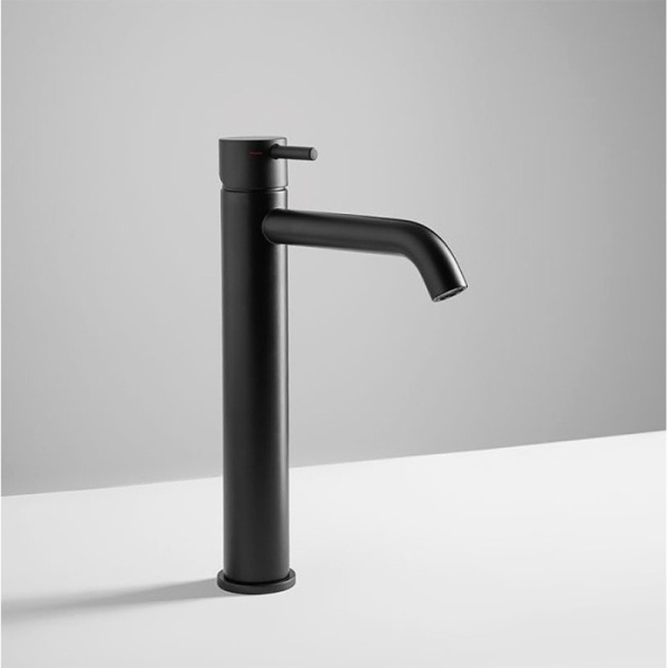 смеситель для раковины cisal less new ln00354040 черный матовый - высокий
