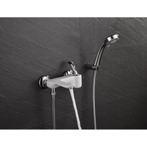 смеситель для ванны с душем d&k venice baciano da1033256 белый хром