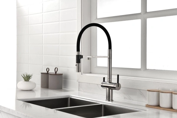 смеситель для кухни с подключением к фильтру paulmark gravity gr213888-bs